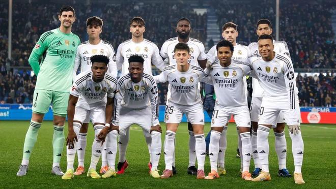 詹姆斯谈NBA杯出局：我不在乎这个，有没有杯赛我都热爱打球